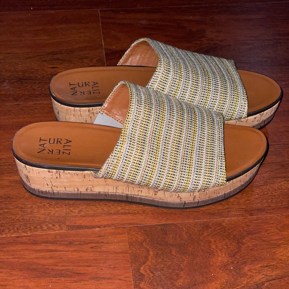 Naturalizer Kirstin Stripe Cork Platform Shoe Wedge Sandal yellow tan mule sz 9 - Picture 5 of 16